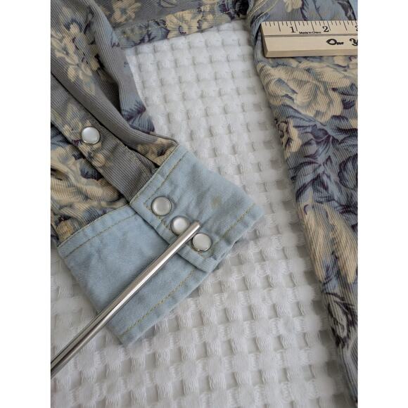 Anthropologie Love The Label Floral Chambray Buttondown - Picture 9 of 13